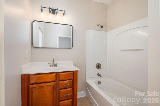 233 Southgate Lane, Mount Holly, NC 28120