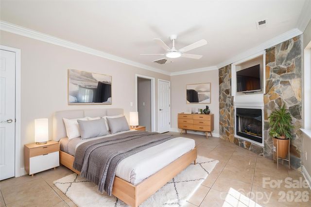 233 Southgate Lane, Mount Holly, NC 28120
