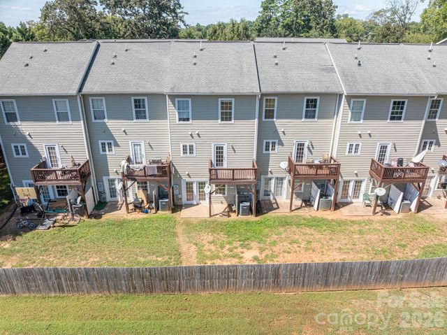 233 Southgate Lane, Mount Holly, NC 28120