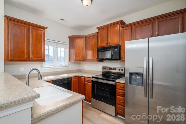 233 Southgate Lane, Mount Holly, NC 28120