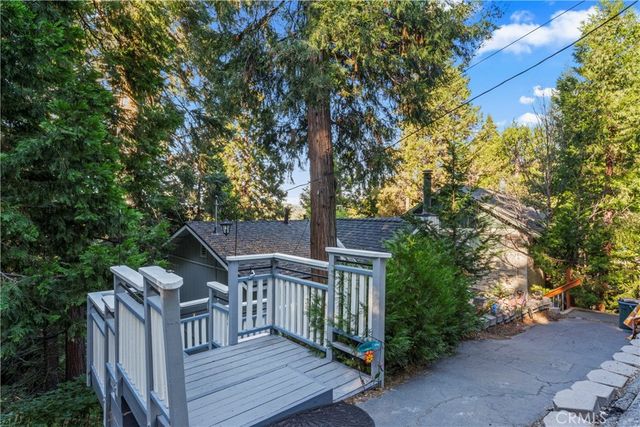 682 Buckingham Square, Lake Arrowhead, CA 92352