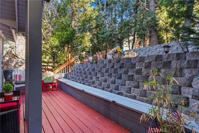 682 Buckingham Square, Lake Arrowhead, CA 92352