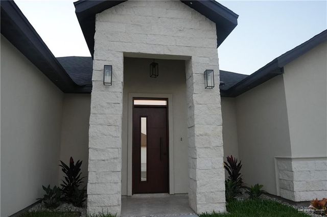 2910 Arboledas Drive, San Juan, TX 78589