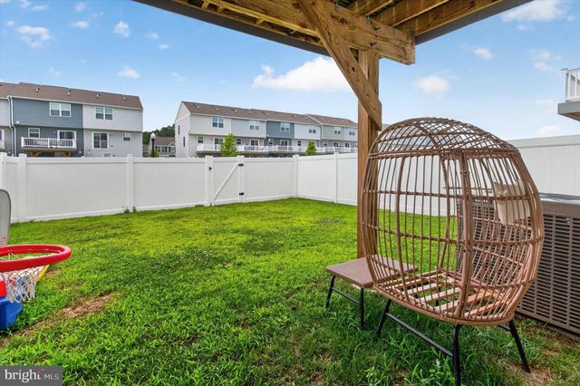 25 MULBERRY LN, Clementon, NJ 08021