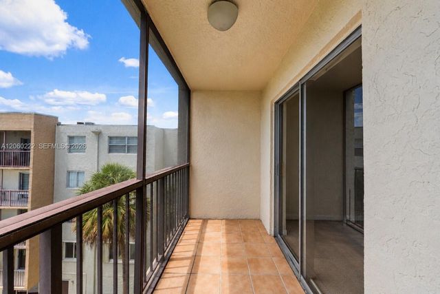 14250 SW 62nd Street 521, Miami, FL 33183
