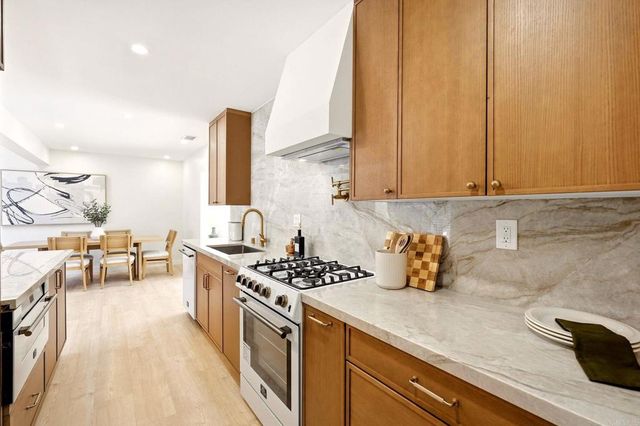 3027 Wing Street, San Diego, CA 92110
