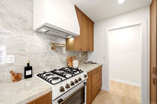 3027 Wing Street, San Diego, CA 92110