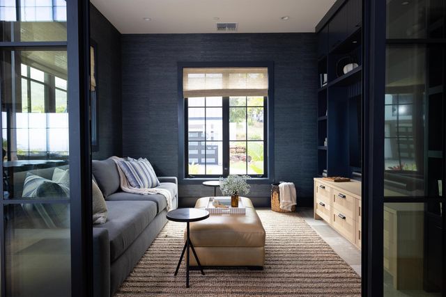 325 Hokiokio Pl, Lahaina, HI 96761