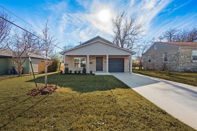 524 E Grumann Street, Midwest City, OK 73110
