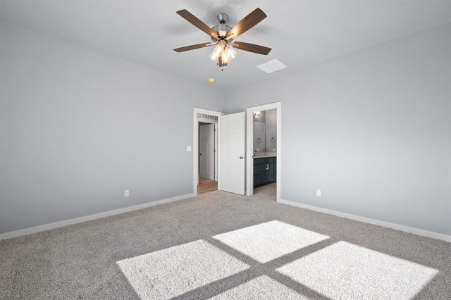 524 E Grumann Street, Midwest City, OK 73110