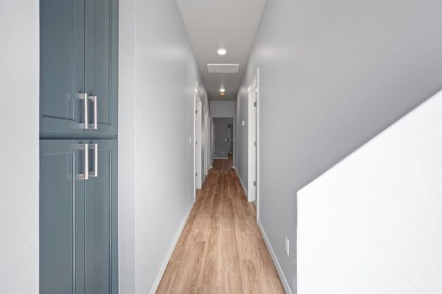 524 E Grumann Street, Midwest City, OK 73110