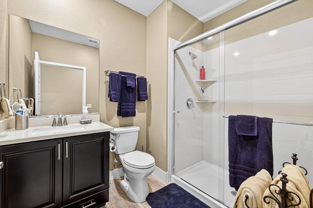 7048 Orbital Ln, Roseville, CA 95747