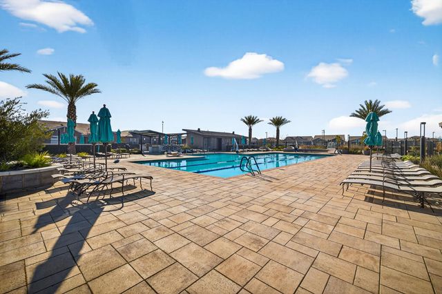 7048 Orbital Ln, Roseville, CA 95747