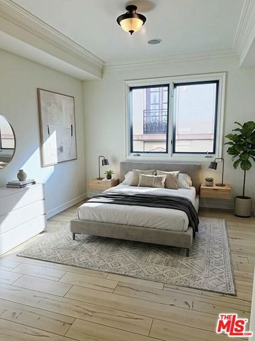 345 S Reeves Drive 301, Beverly Hills, CA 90212