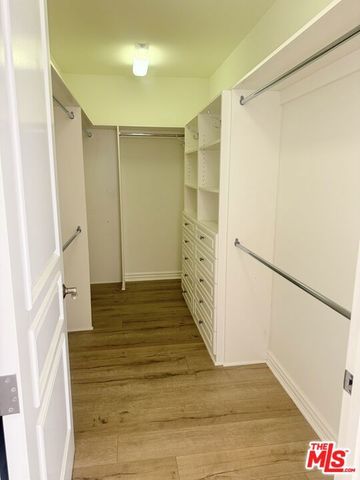 345 S Reeves Drive 301, Beverly Hills, CA 90212