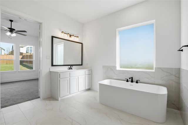 7432 Wayward Wind Way, Fort Worth, TX 76109