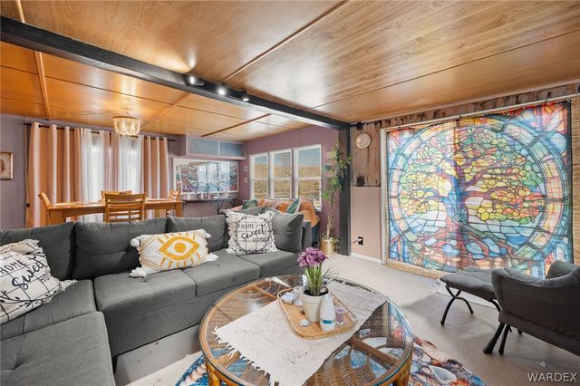 1621 Hwy 95 37, Bullhead City, AZ 86442