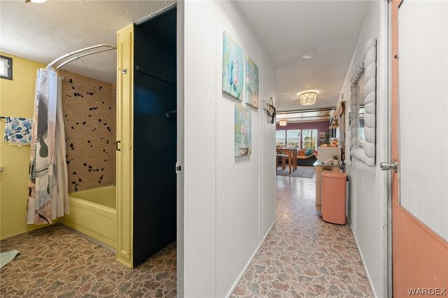 1621 Hwy 95 37, Bullhead City, AZ 86442