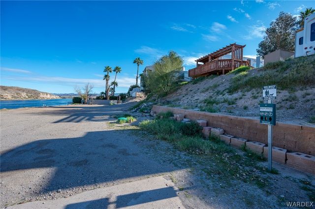 1621 Hwy 95 37, Bullhead City, AZ 86442