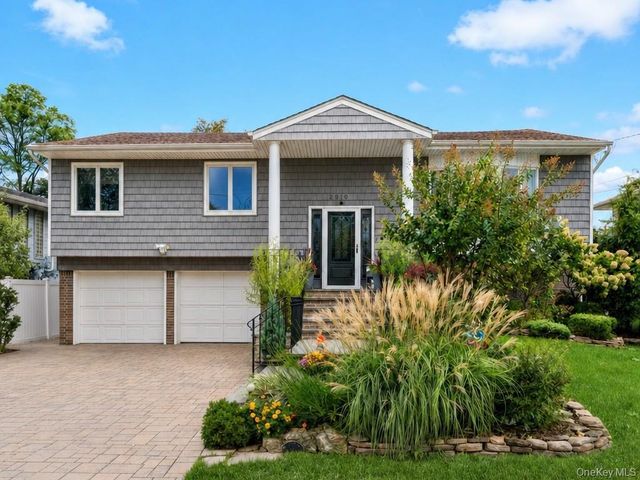 2919 Bond Drive, Merrick, NY 11566