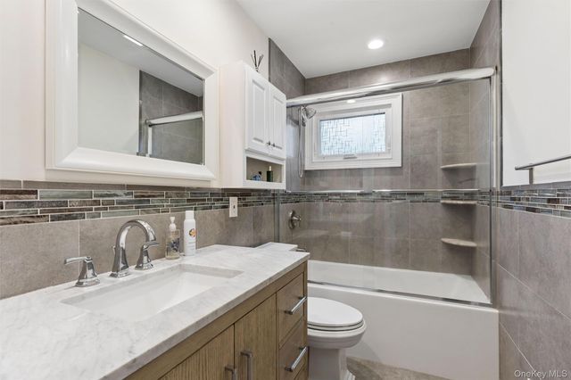 2919 Bond Drive, Merrick, NY 11566