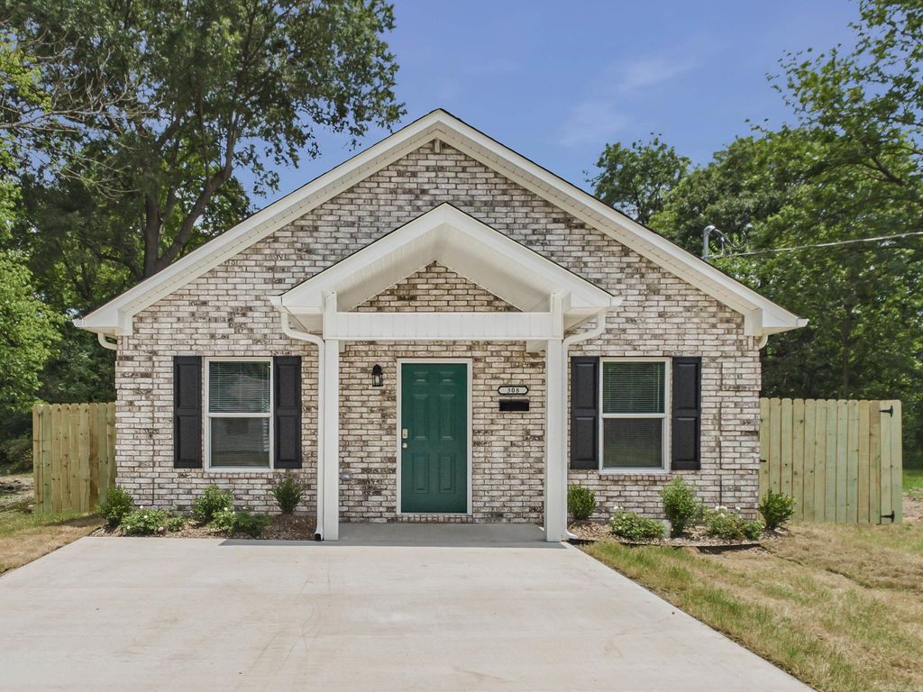 308.5 Short St, North Little Rock, AR 72117