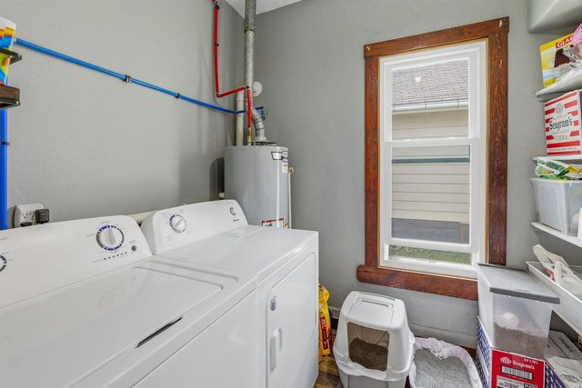 313 PROSPECT AVENUE, Oshkosh, WI 54901