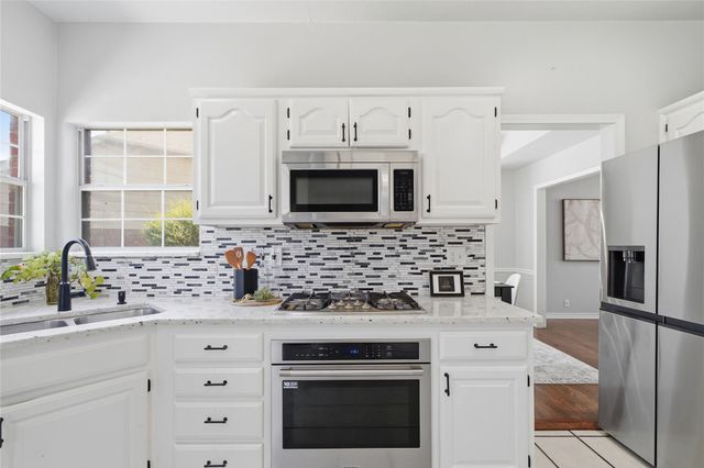 1301 N Willow Avenue, Broken Arrow, OK 74012
