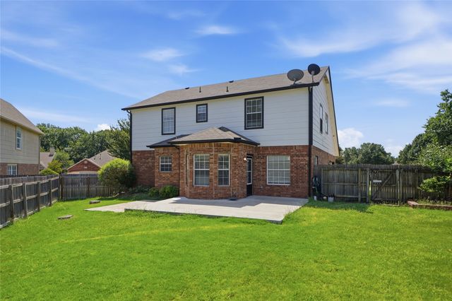 1301 N Willow Avenue, Broken Arrow, OK 74012
