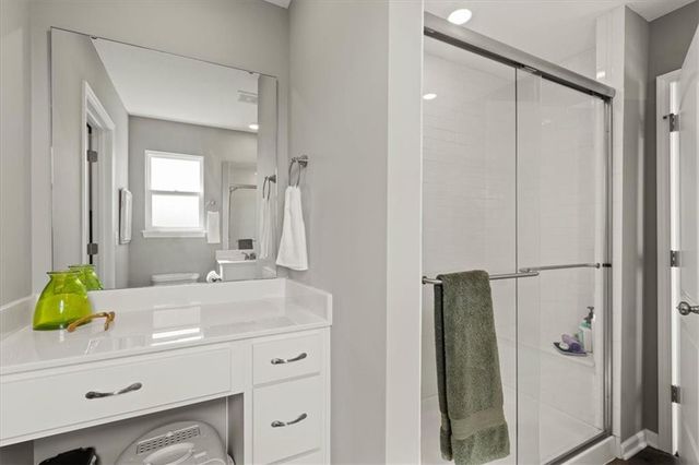12705 Applewood Drive, Grandview, MO 64030