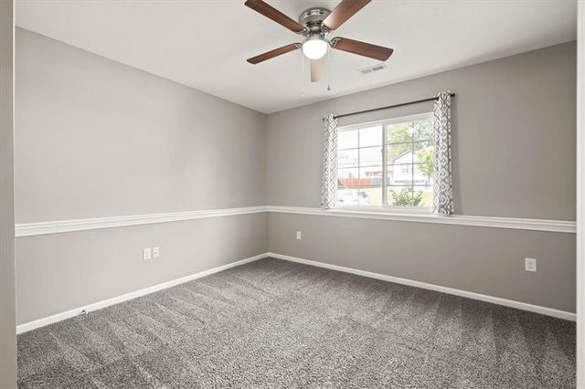 12705 Applewood Drive, Grandview, MO 64030