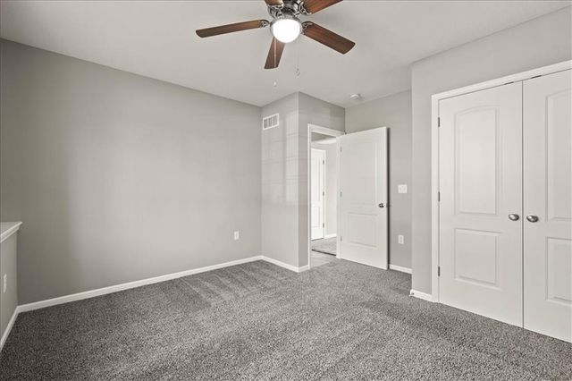 12705 Applewood Drive, Grandview, MO 64030
