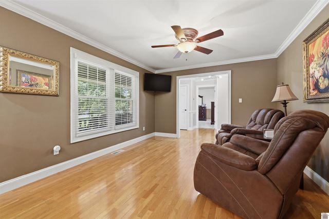 131 Matthew Drive, Paducah, KY 42001