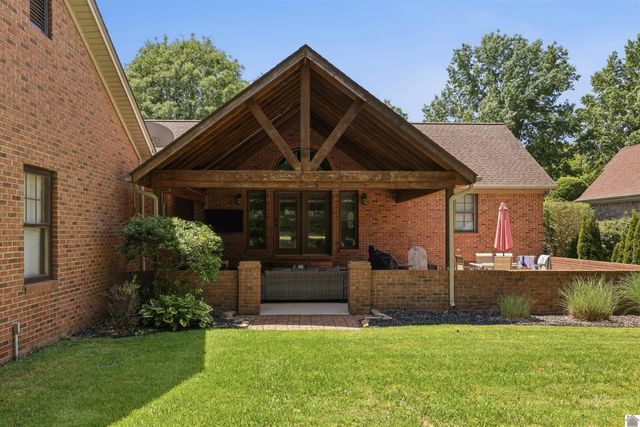 131 Matthew Drive, Paducah, KY 42001