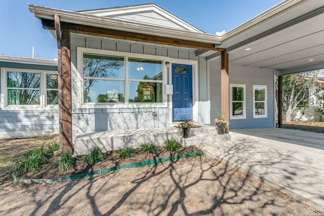 611 Greenwich Blvd, San Antonio, TX 78209