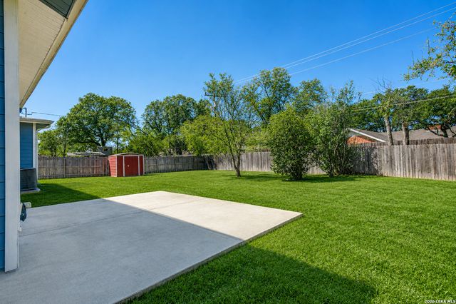 611 Greenwich Blvd, San Antonio, TX 78209