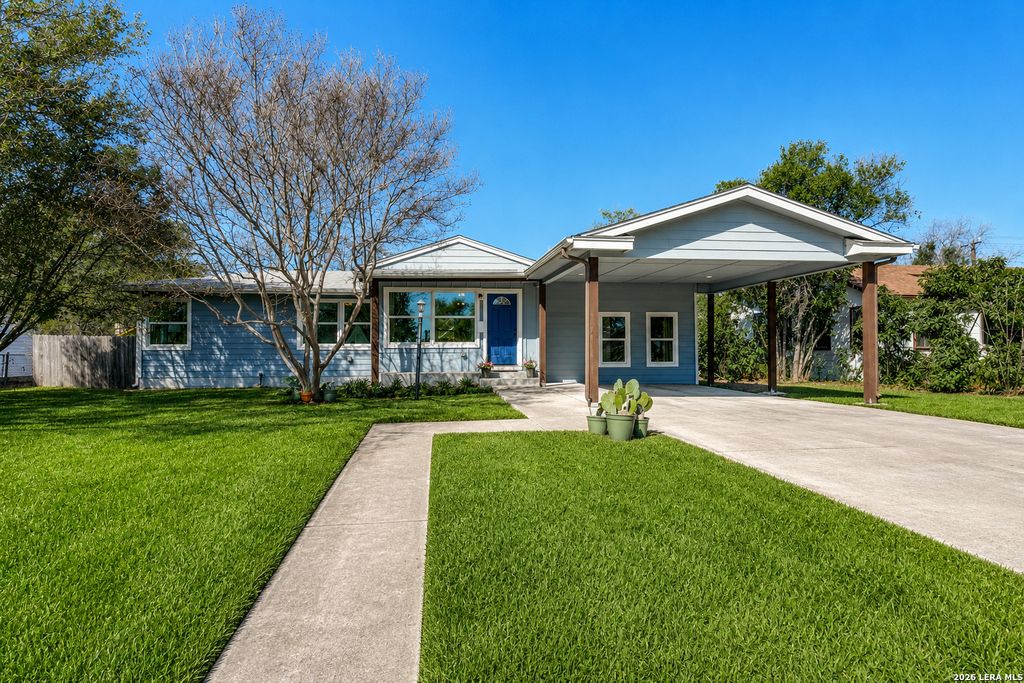 611 Greenwich Blvd, San Antonio, TX 78209