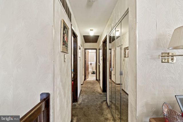 945 MANATAWNA AVE, Philadelphia, PA 19128