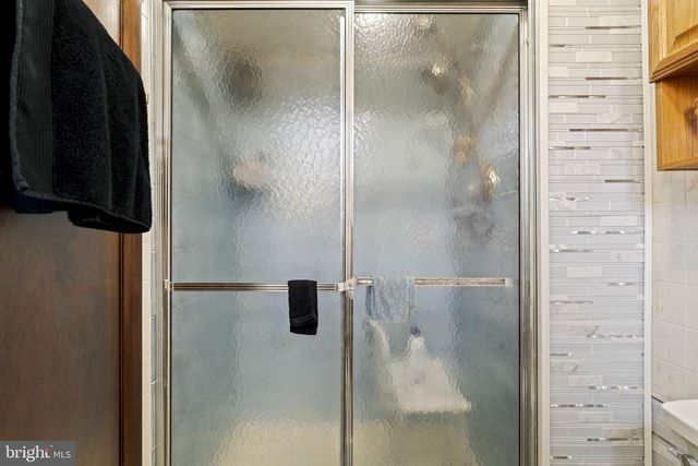 945 MANATAWNA AVE, Philadelphia, PA 19128