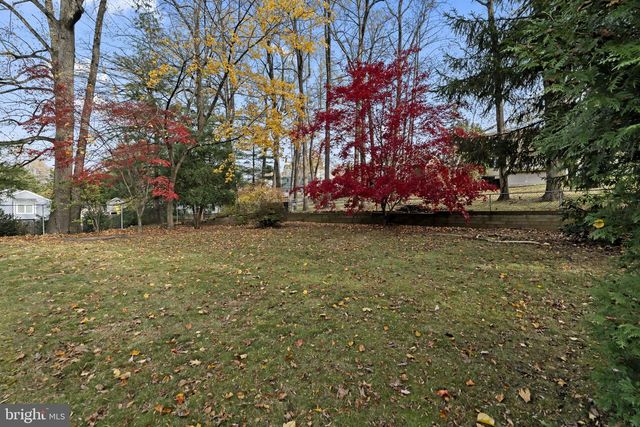 945 MANATAWNA AVE, Philadelphia, PA 19128