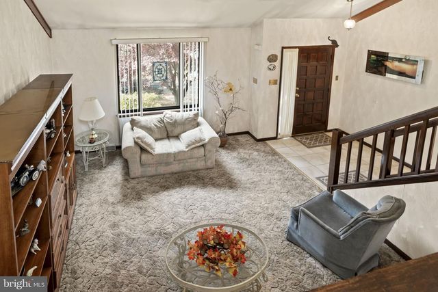 945 MANATAWNA AVE, Philadelphia, PA 19128