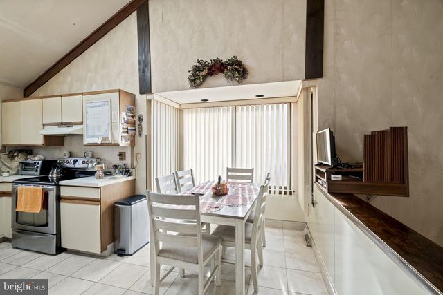 945 MANATAWNA AVE, Philadelphia, PA 19128