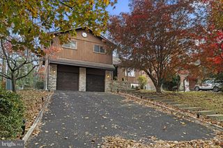 945 MANATAWNA AVE, Philadelphia, PA 19128