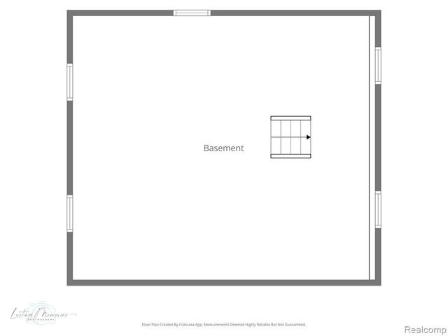 1029 Cora Street, Wyandotte, MI 48192