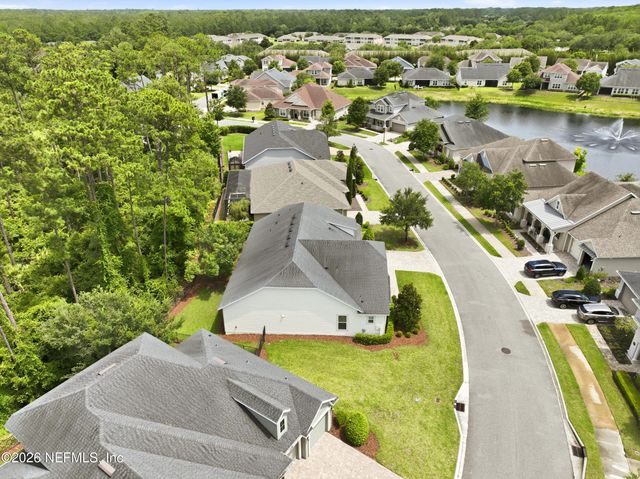 8633 MABEL Drive, Jacksonville, FL 32256