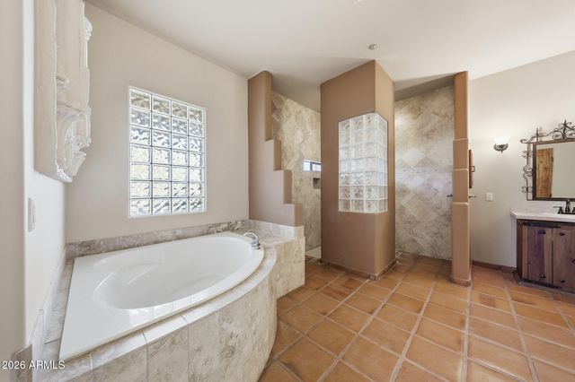 8180 E DOVE VALLEY Road, Scottsdale, AZ 85266