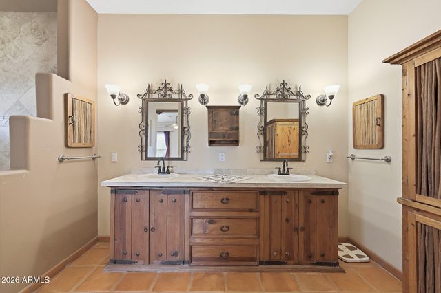 8180 E DOVE VALLEY Road, Scottsdale, AZ 85266