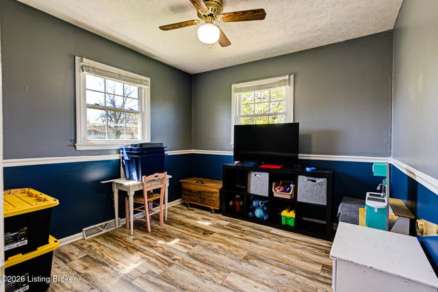 108 Gloria Dr, Shelbyville, KY 40065