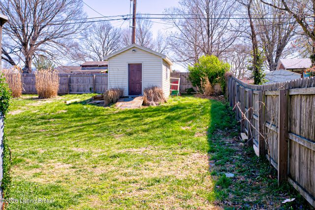 108 Gloria Dr, Shelbyville, KY 40065