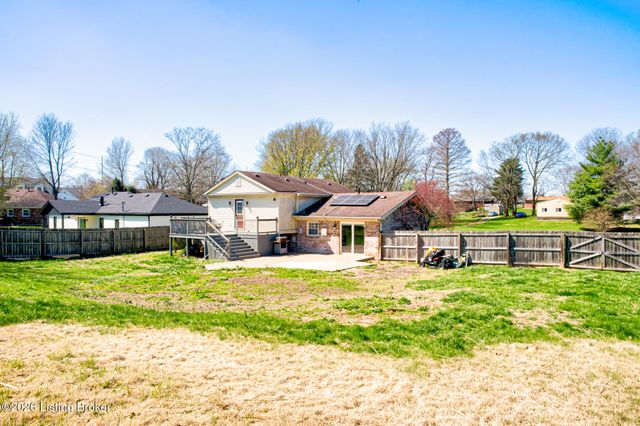 108 Gloria Dr, Shelbyville, KY 40065